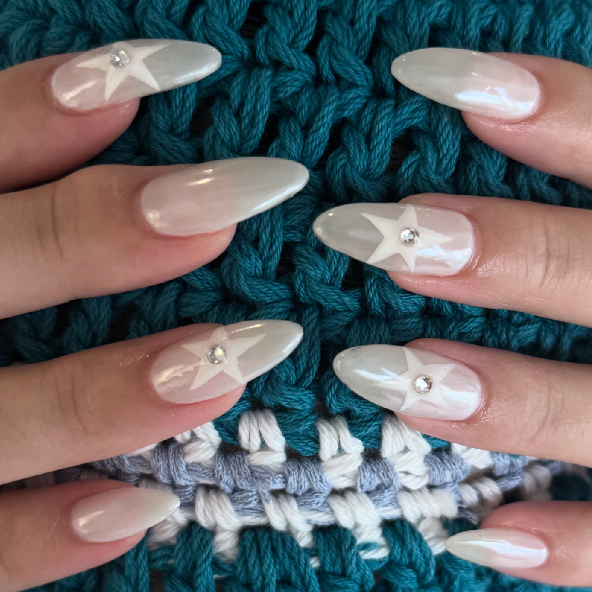 【4月平日来店限定🌸】60min持ち込み・お任せデザイン🤍