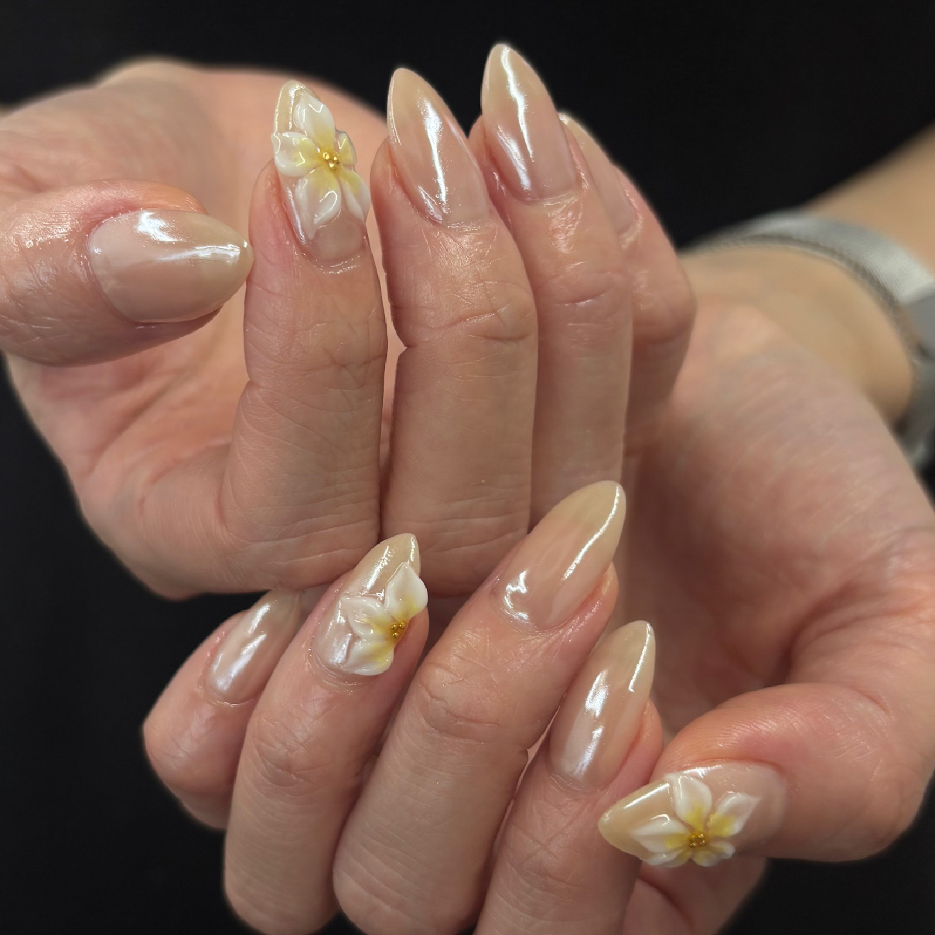 おすすめ♡プルメリアネイル パラジェル使用