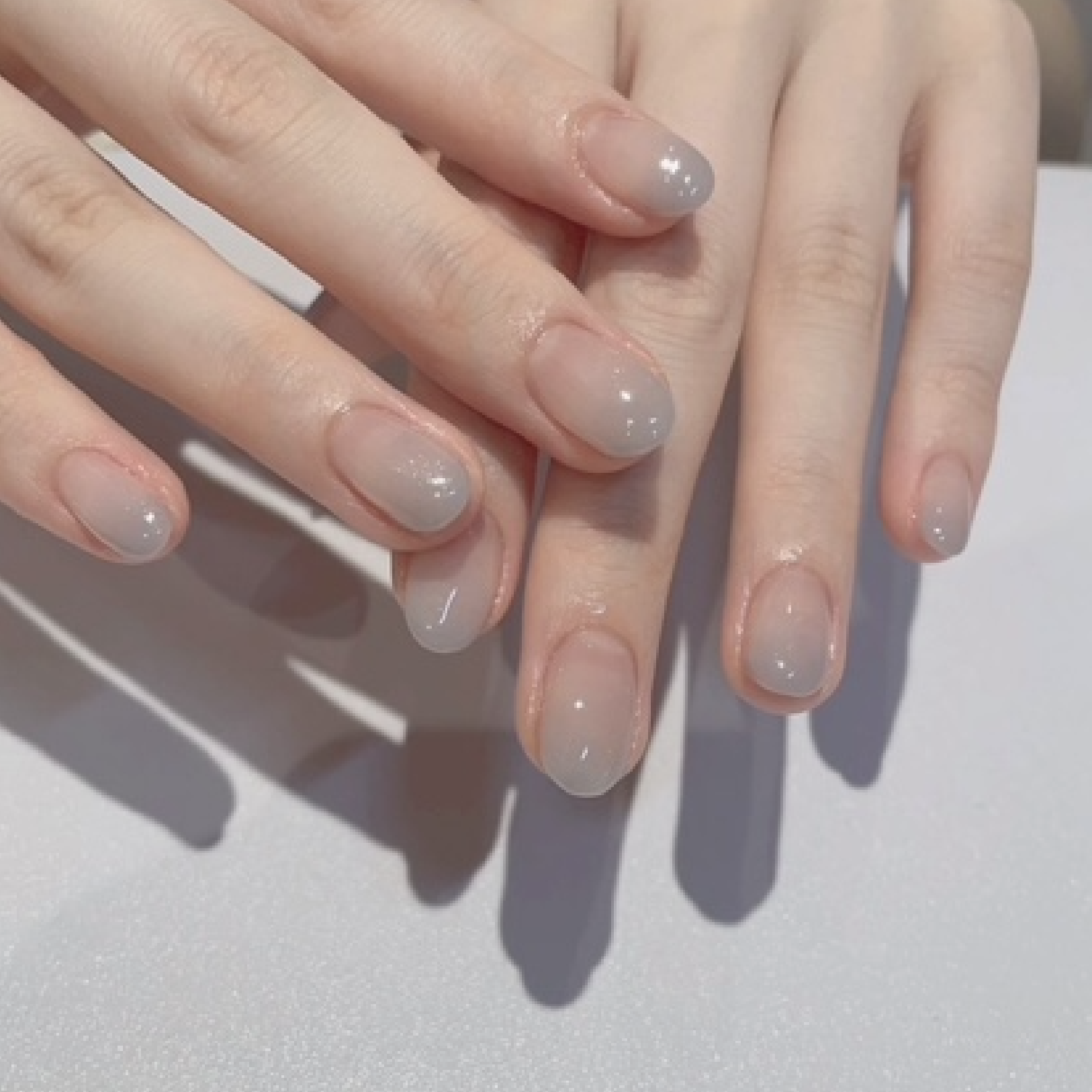 うる艶✨グラデーションネイル🐰ྀི💓