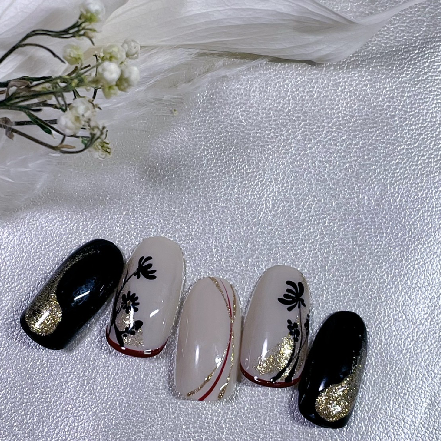 成人式ネイル♪振袖に似合う華やかな指先に♪¥10480