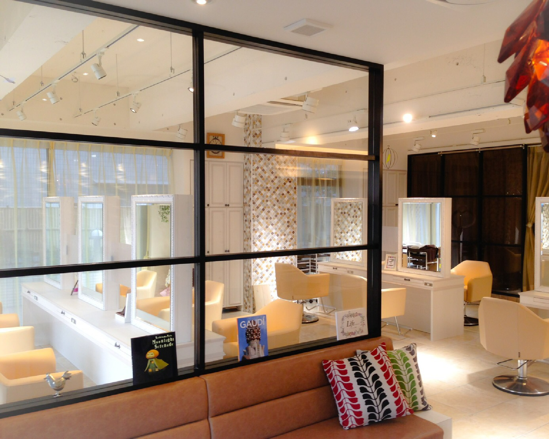 Neolive rita nail&eyelash パラジェル登録サロン