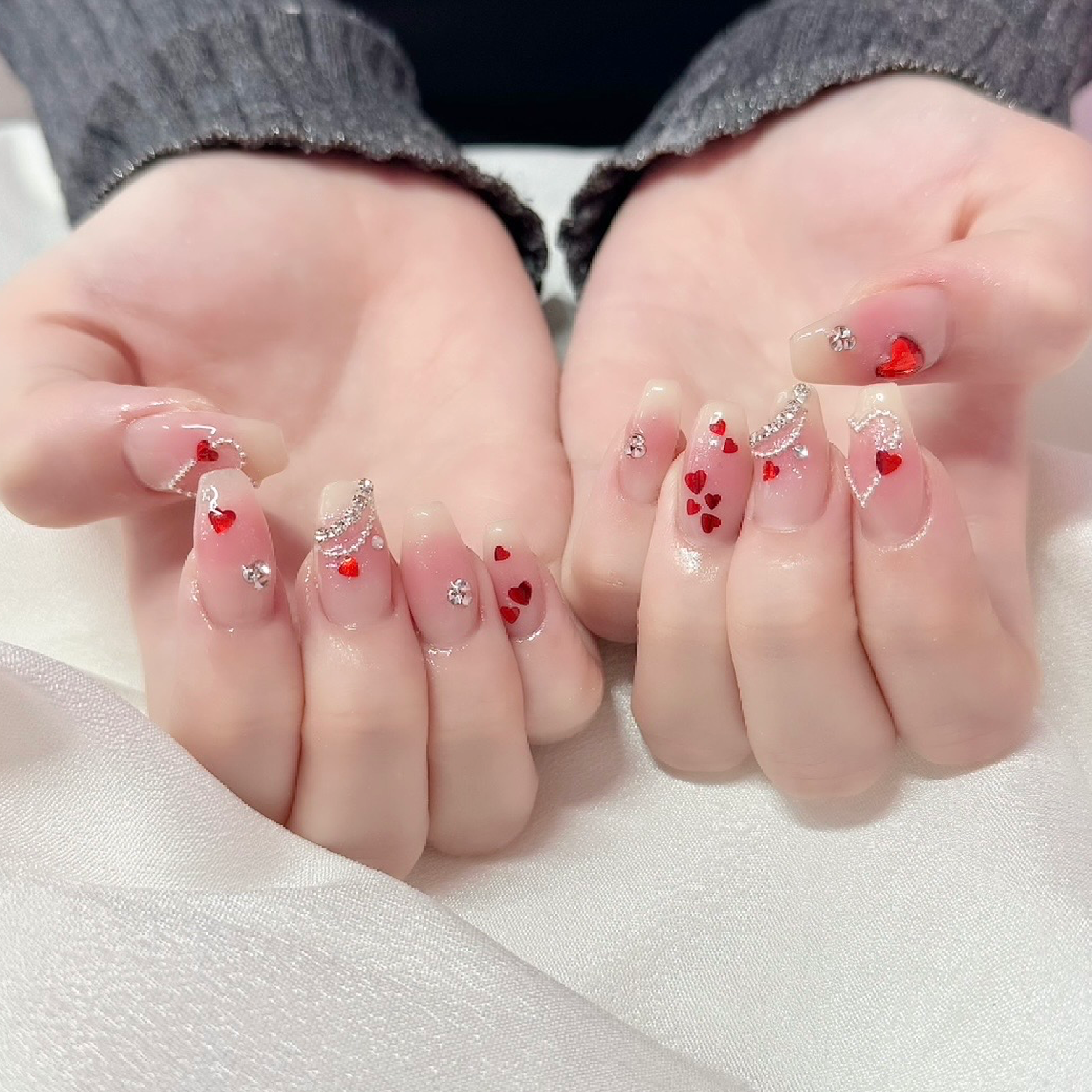 ちゅるん春ネイル🌸チークネイル💞