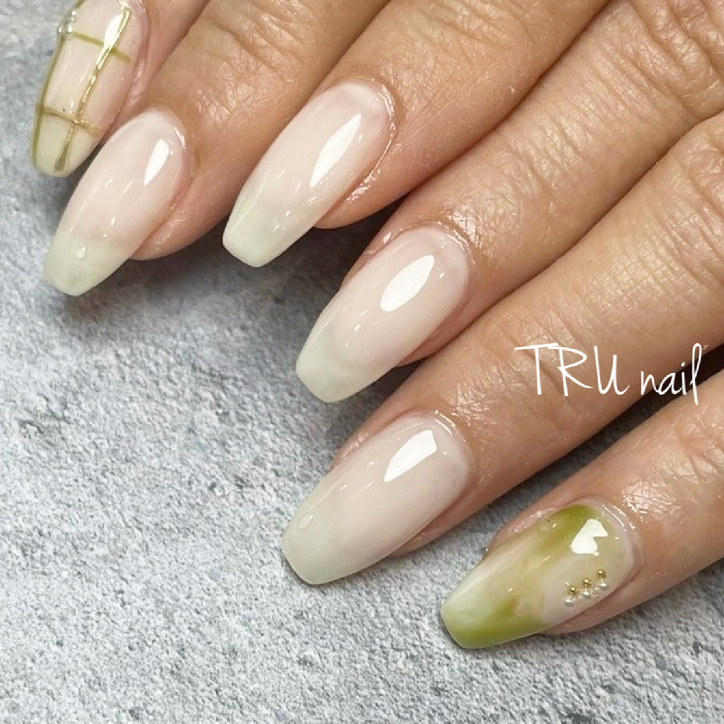 【ワンカラー、ラメグラデ★アート2本付き♪】ナチュラルジェルコース♪