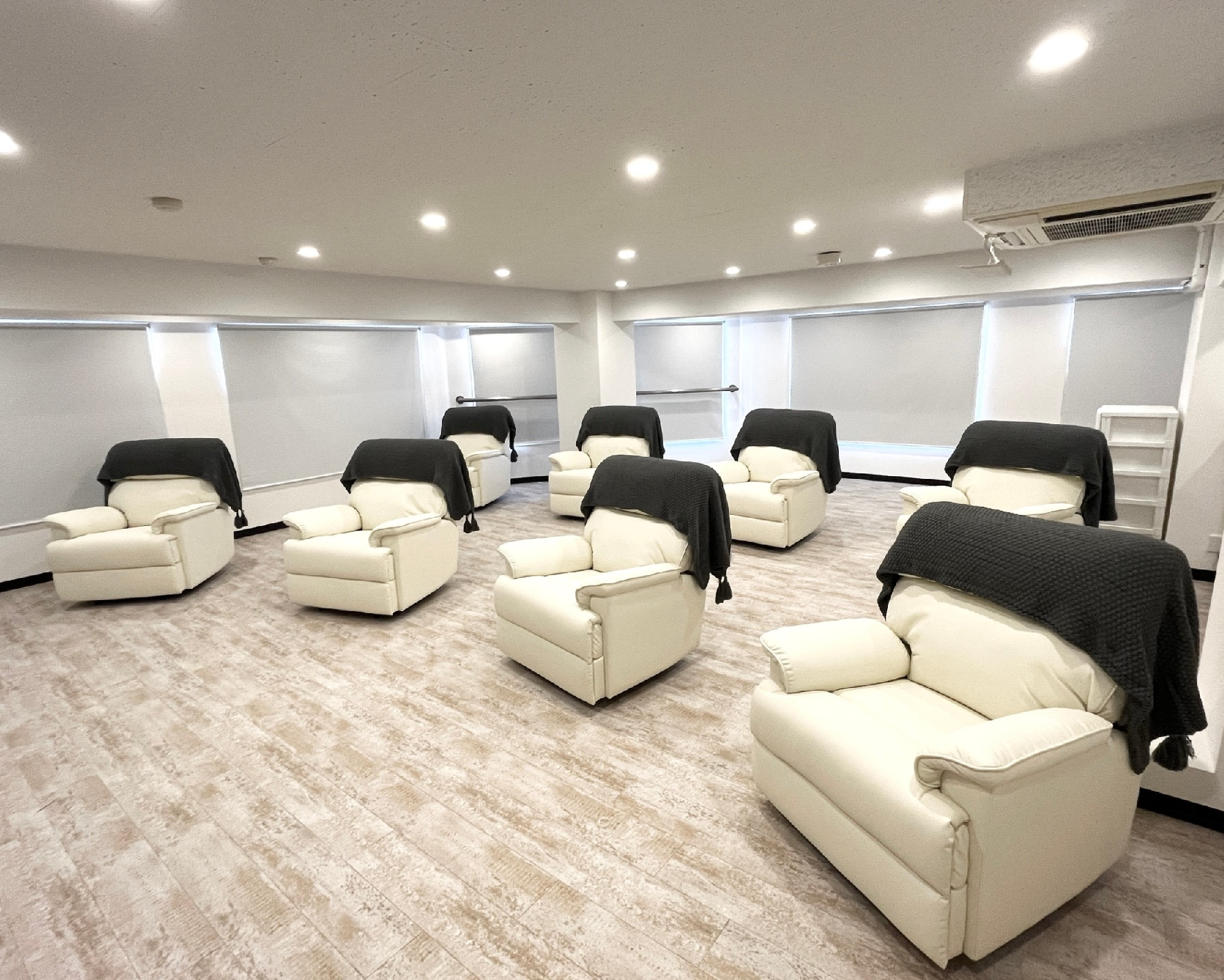 TRUNAIL&EYE 大船店