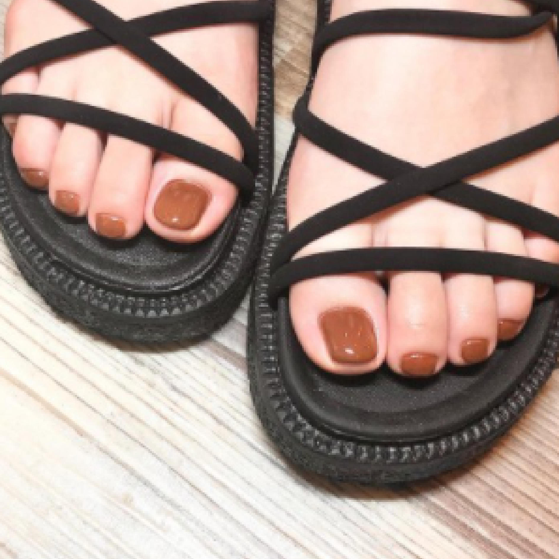 初回オフ半額✨フットワンカラー👣￥6,500(パラジェル)