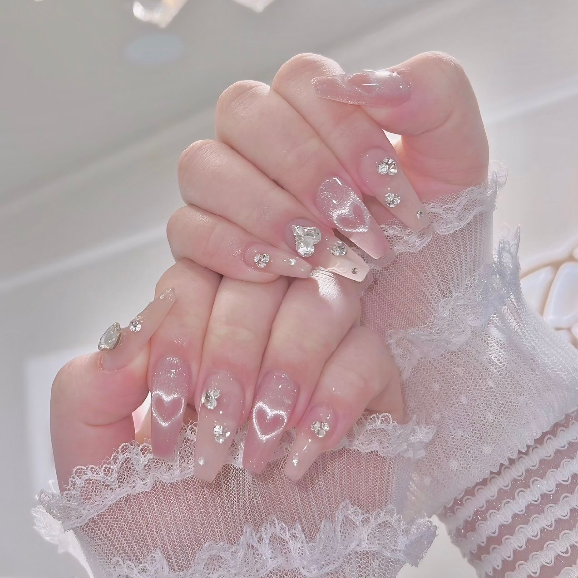 チップ長さだしアート4本やり放題　(パーツ別途料金)