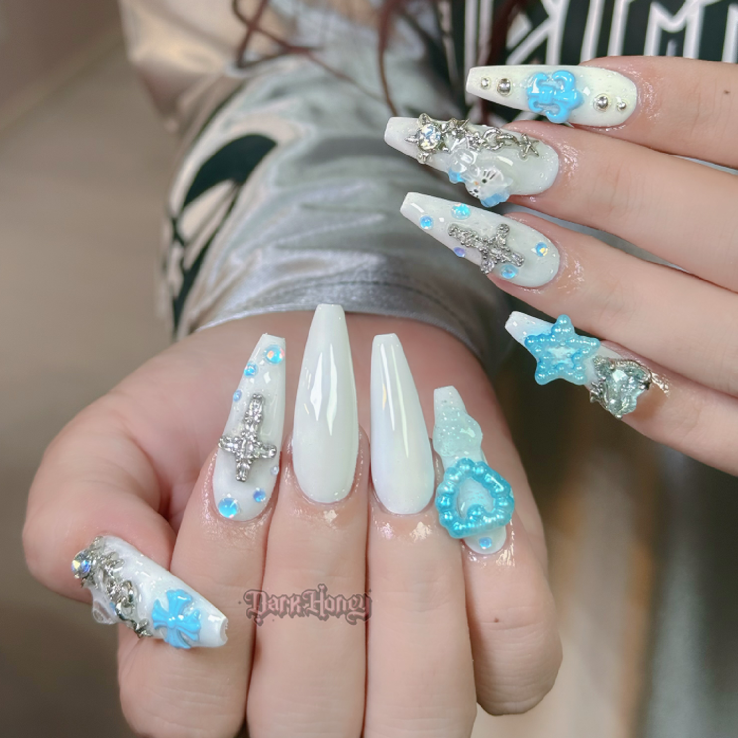 【新規スカルプオフ半額】チップ長さ出し✨ロングオッケー！ゴージャスデザイン