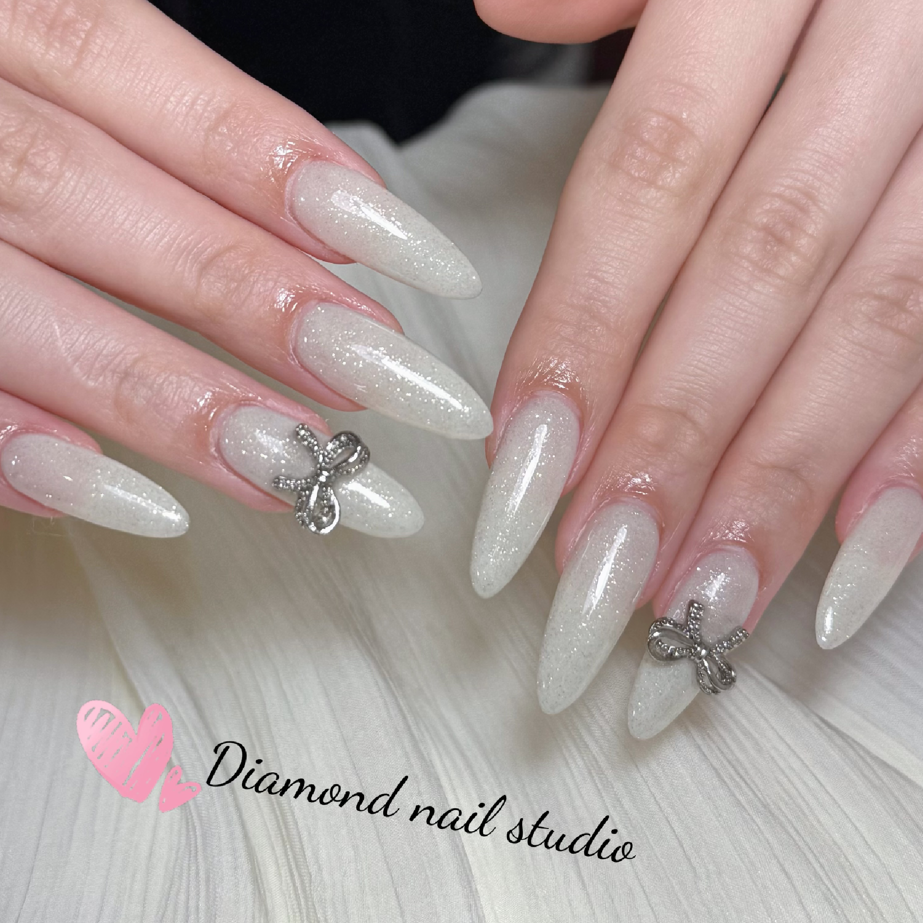 ★1月限定オフ無料★HAND・ワンカラー/ラメグラ+ストーン１０粒