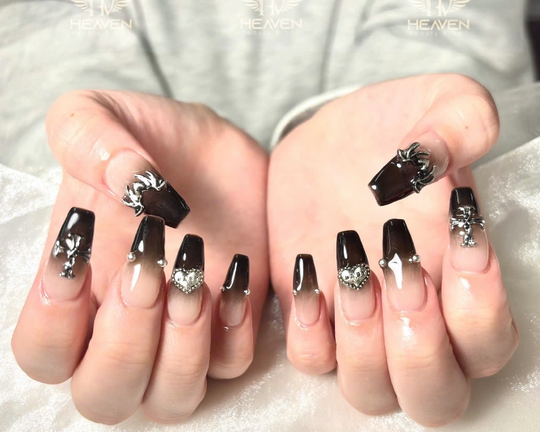 HEAVEN BEAUTY & NAIL UGUISUDANI