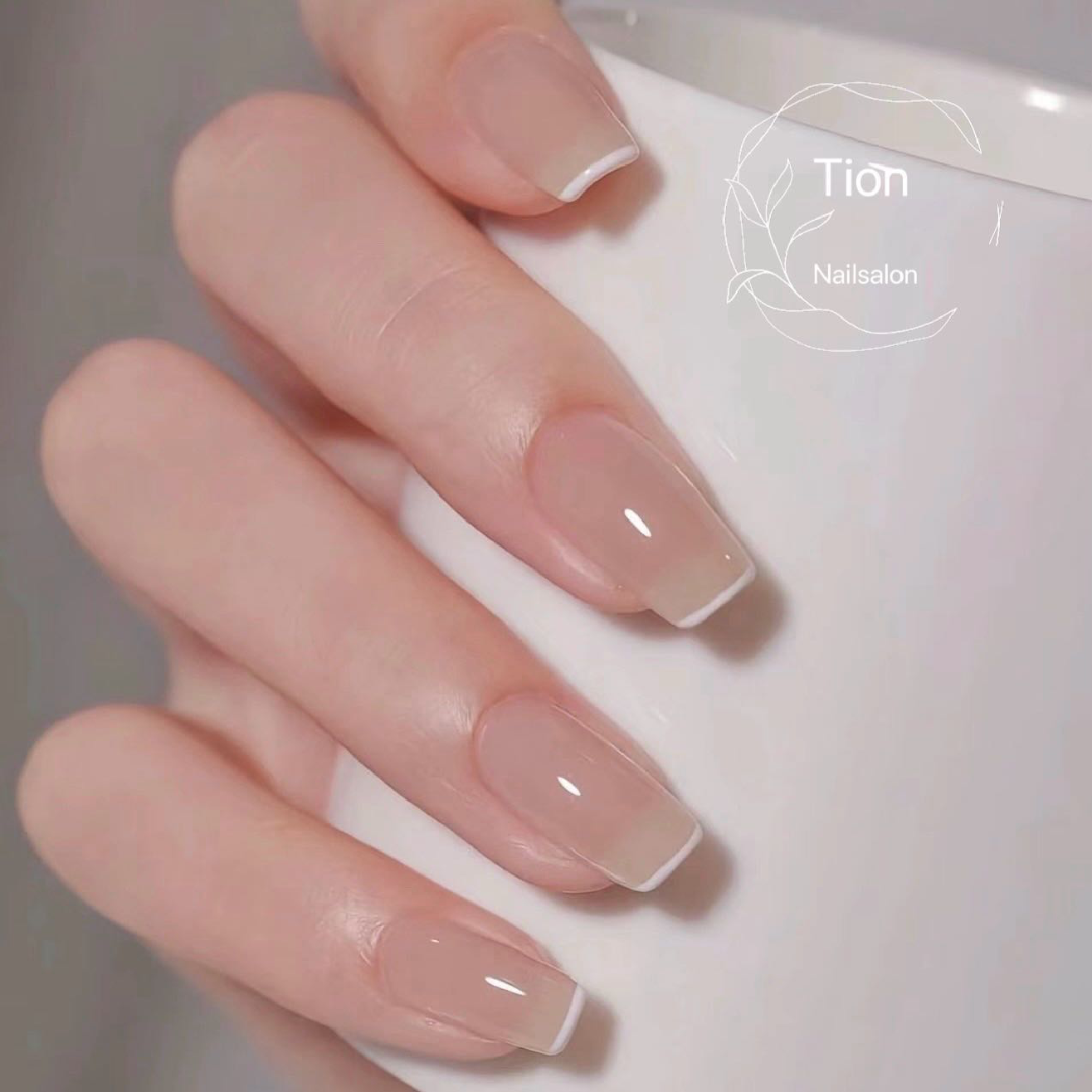 【Hand】マグネットワンカラーと先端ラインで上品なきらめき 6600円