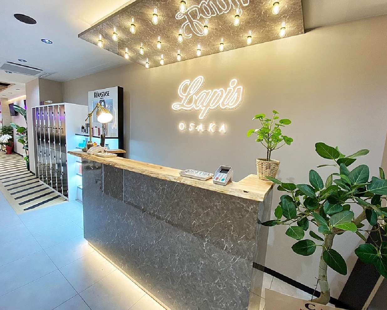 Lapisアメ村店