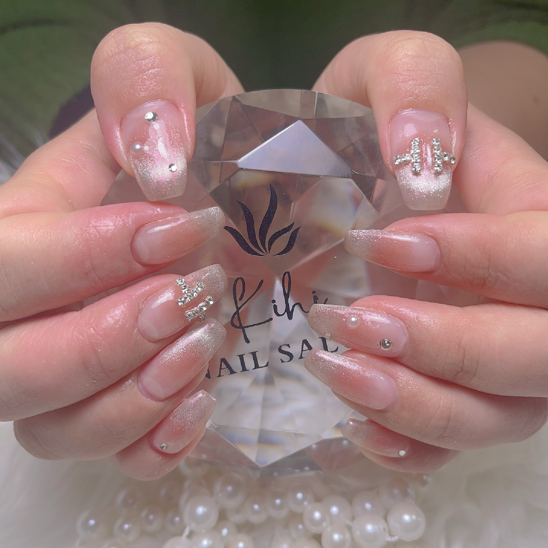 チップ長さだしチークネイル6本+アート4本