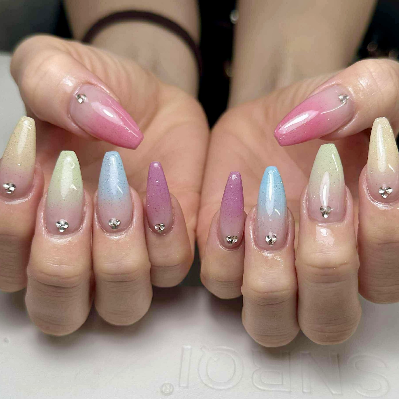 🉐🎶チップ長さ出し10本グラデーションネイル(500色から選べます)