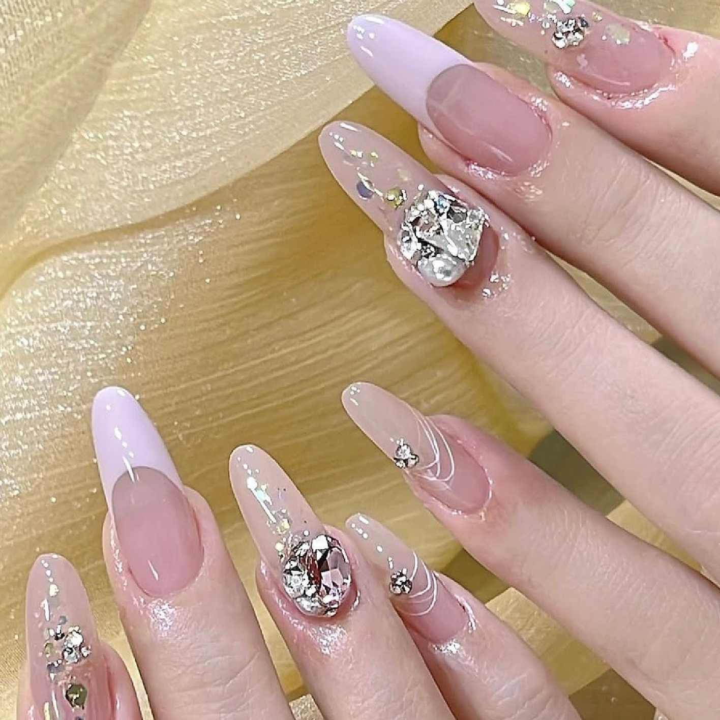 🎶ジェル4本アート・パーツ付け放題 🉐💅