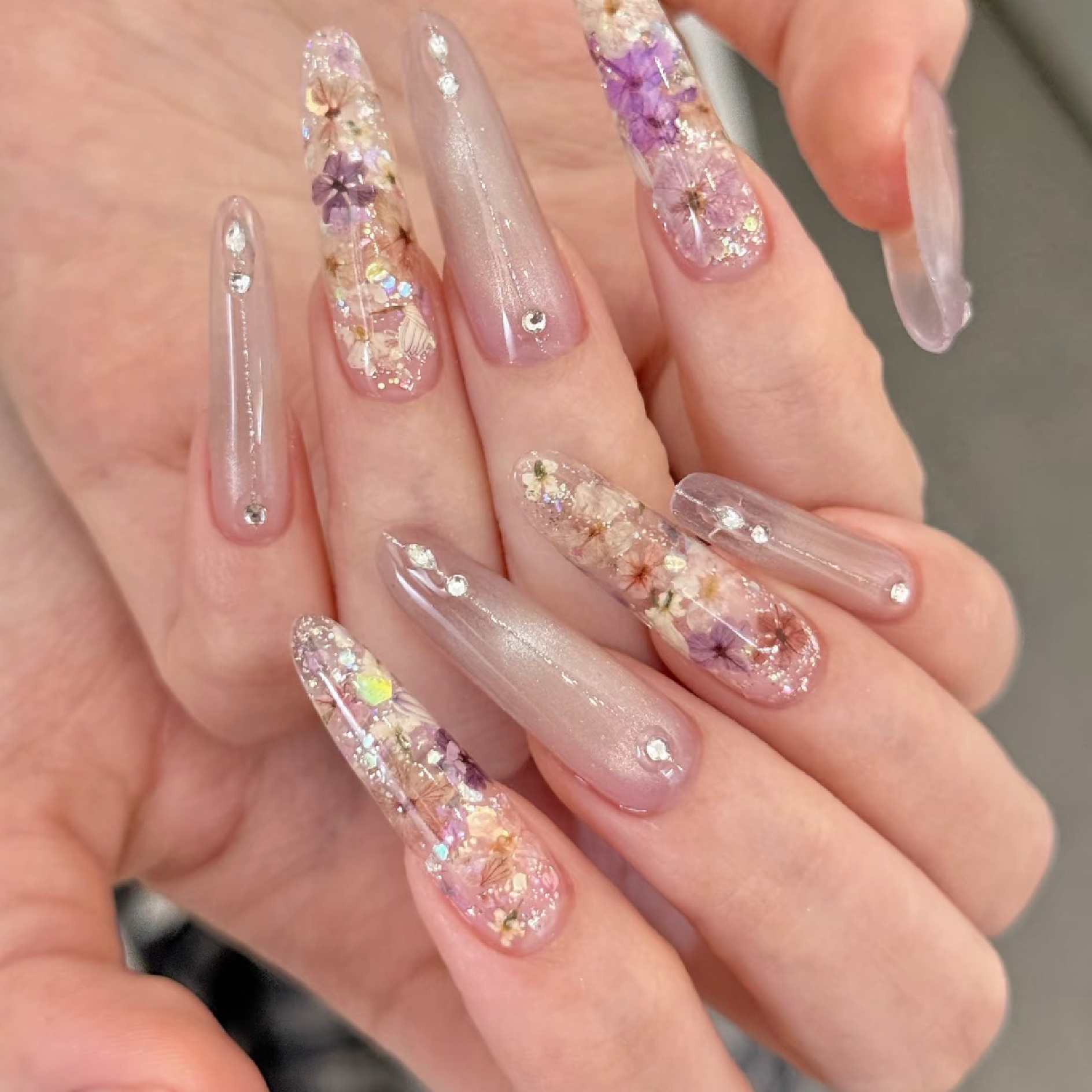 【持ち込み120分コース】華やかアートデザイン 、ストーンつけ放題 　10980