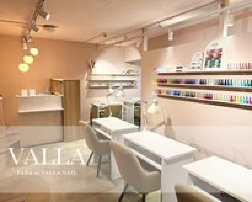 PADA at VALLANAIL天神南店