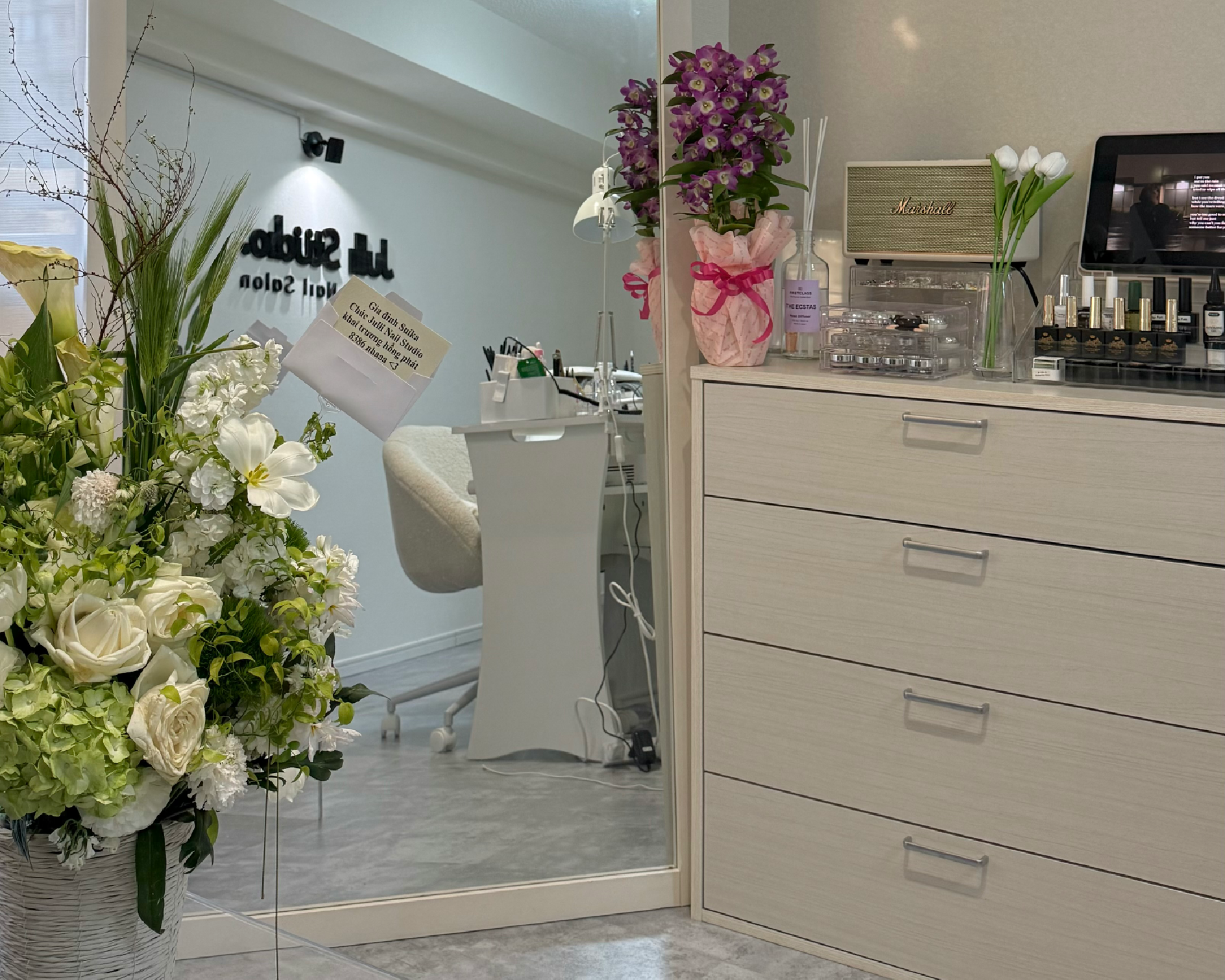 Julli Nail Studio