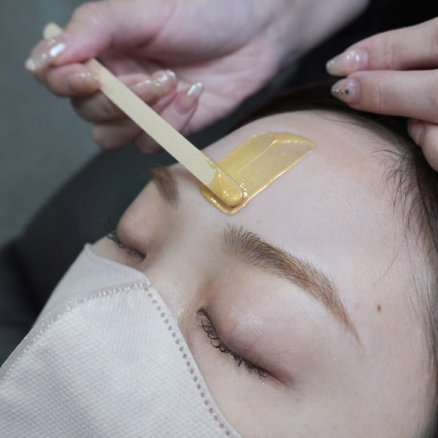 眉毛アイブロウWAX  +  顔WAX脱毛 2パーツ  ¥7700