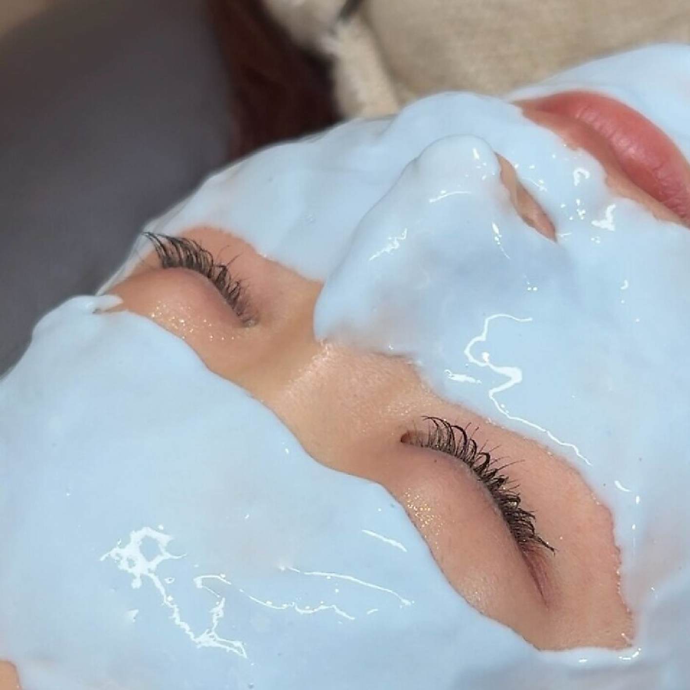 眉毛アイブロウWAX + 顔WAX脱毛フルフェイス + お悩み別モデリングパック