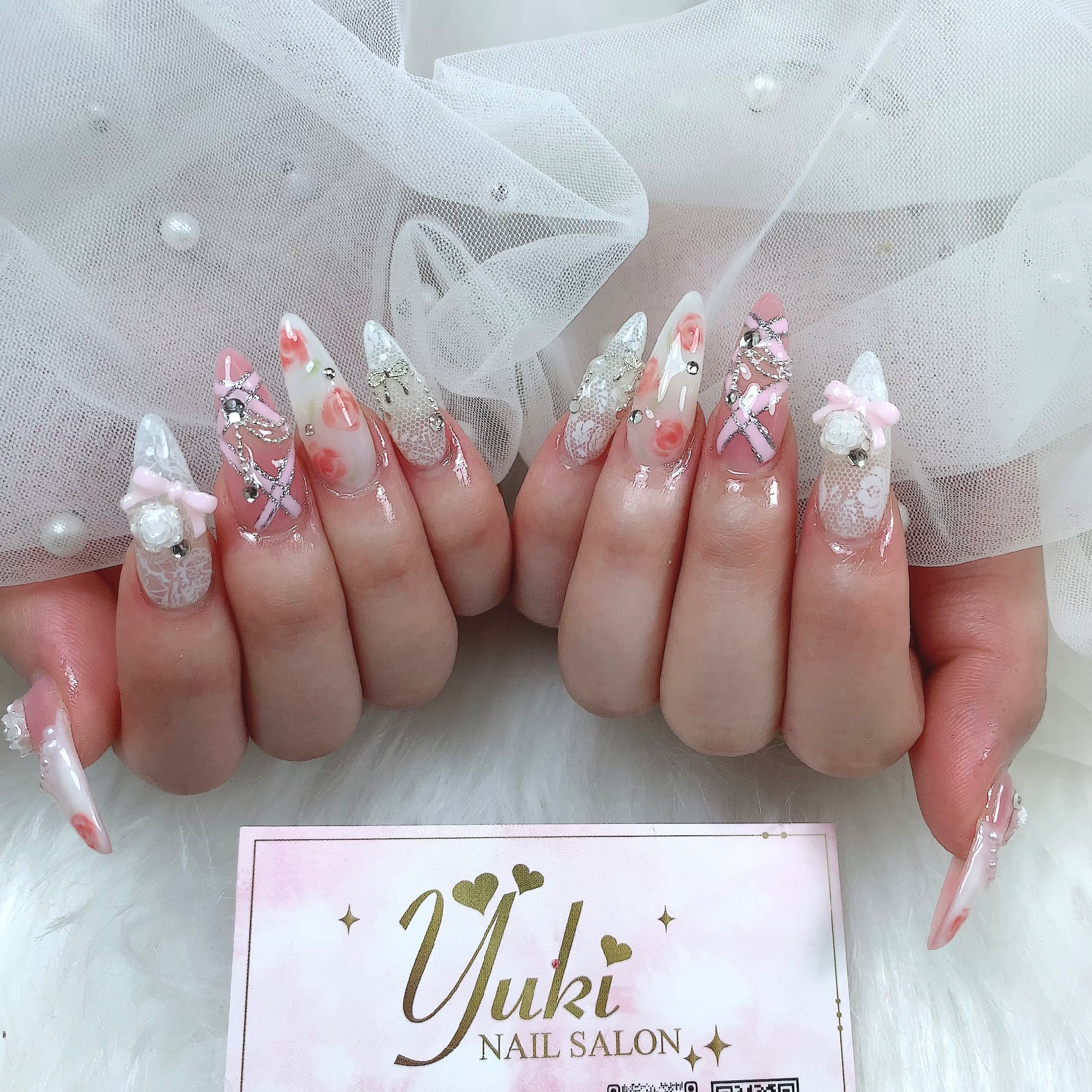 🍒チップ長さ出し10本➕アートやり放題➕ パーツつけ放題　　11500円