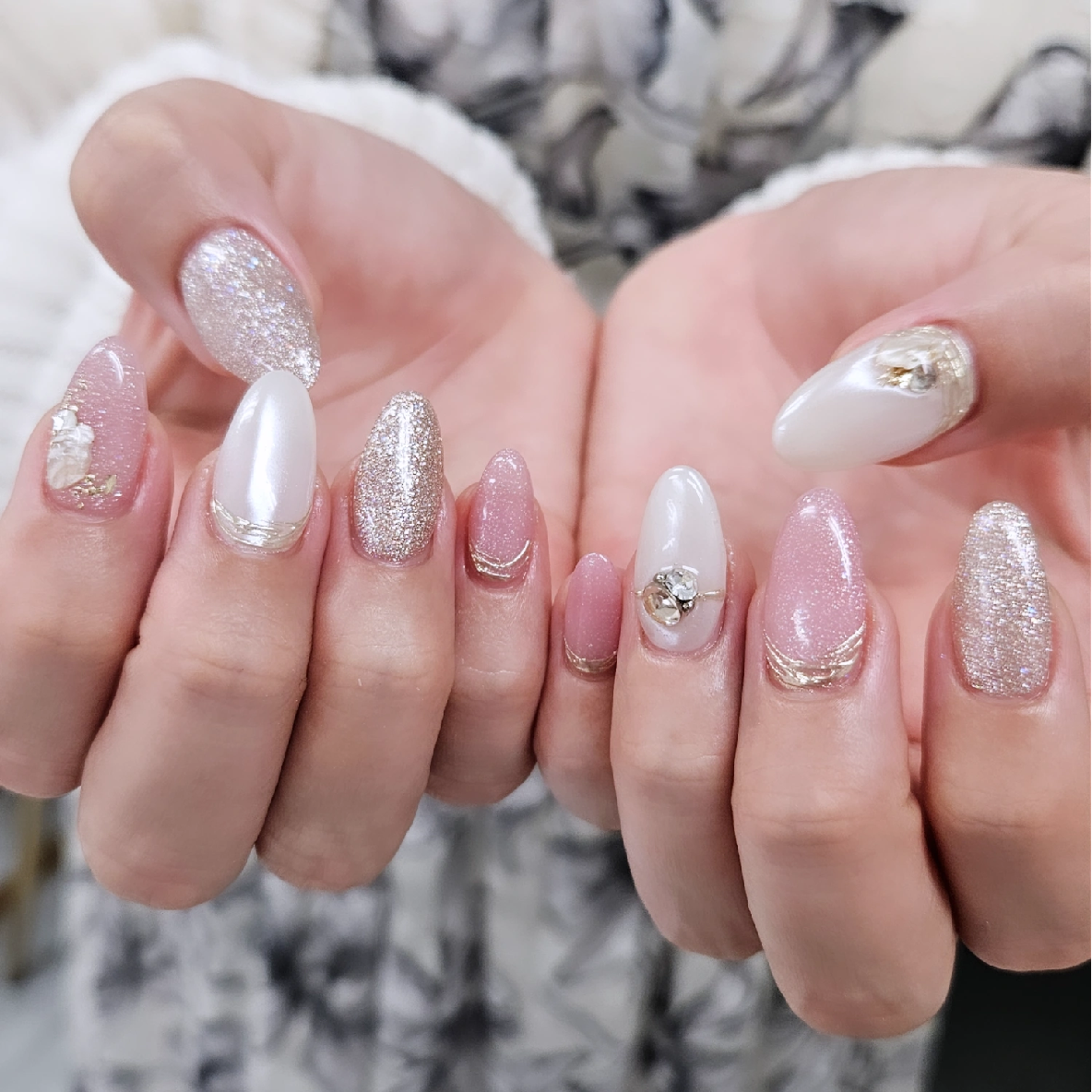 スタンダード🎀持ち込みデザイン8500円！4〜6本アートが目安✨