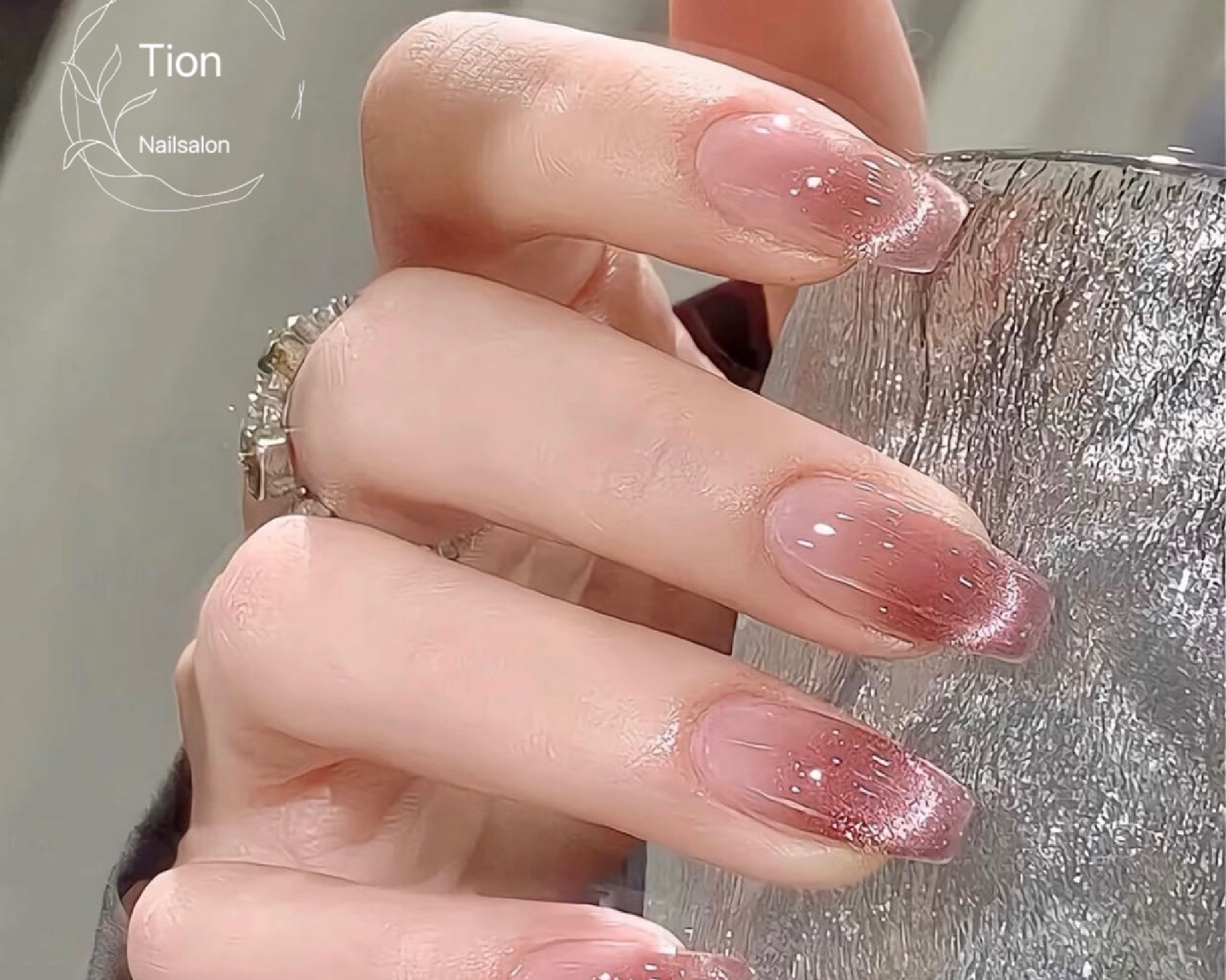 Nailsalon Tion 浦和店