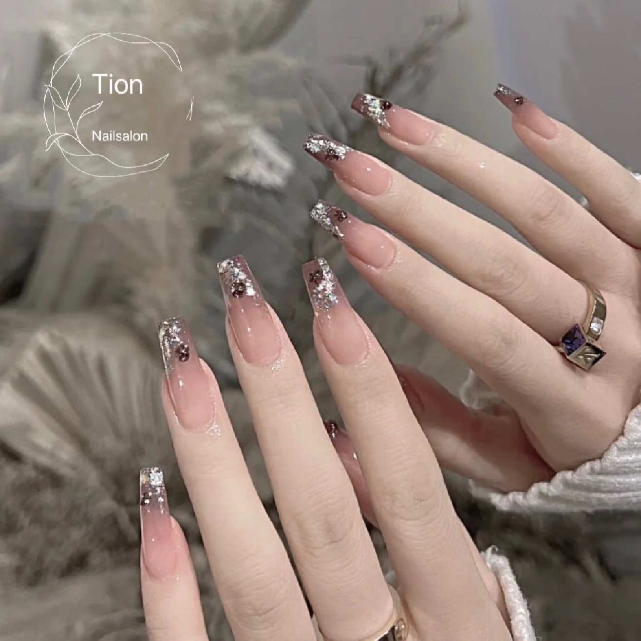 【Hand】チップスカルプ※マグネットフレンチ+つけ放題 ¥11980