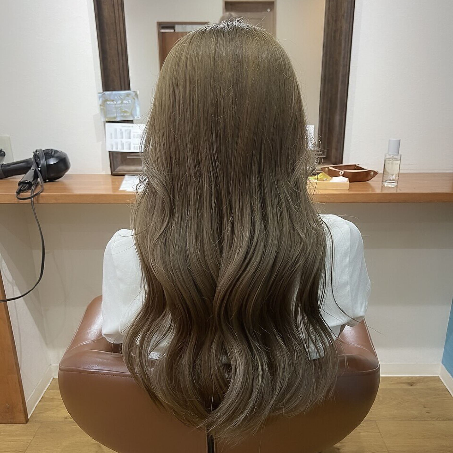 【外国人風☆】カット＋ケアブリーチ＋カラー¥23670→¥21670