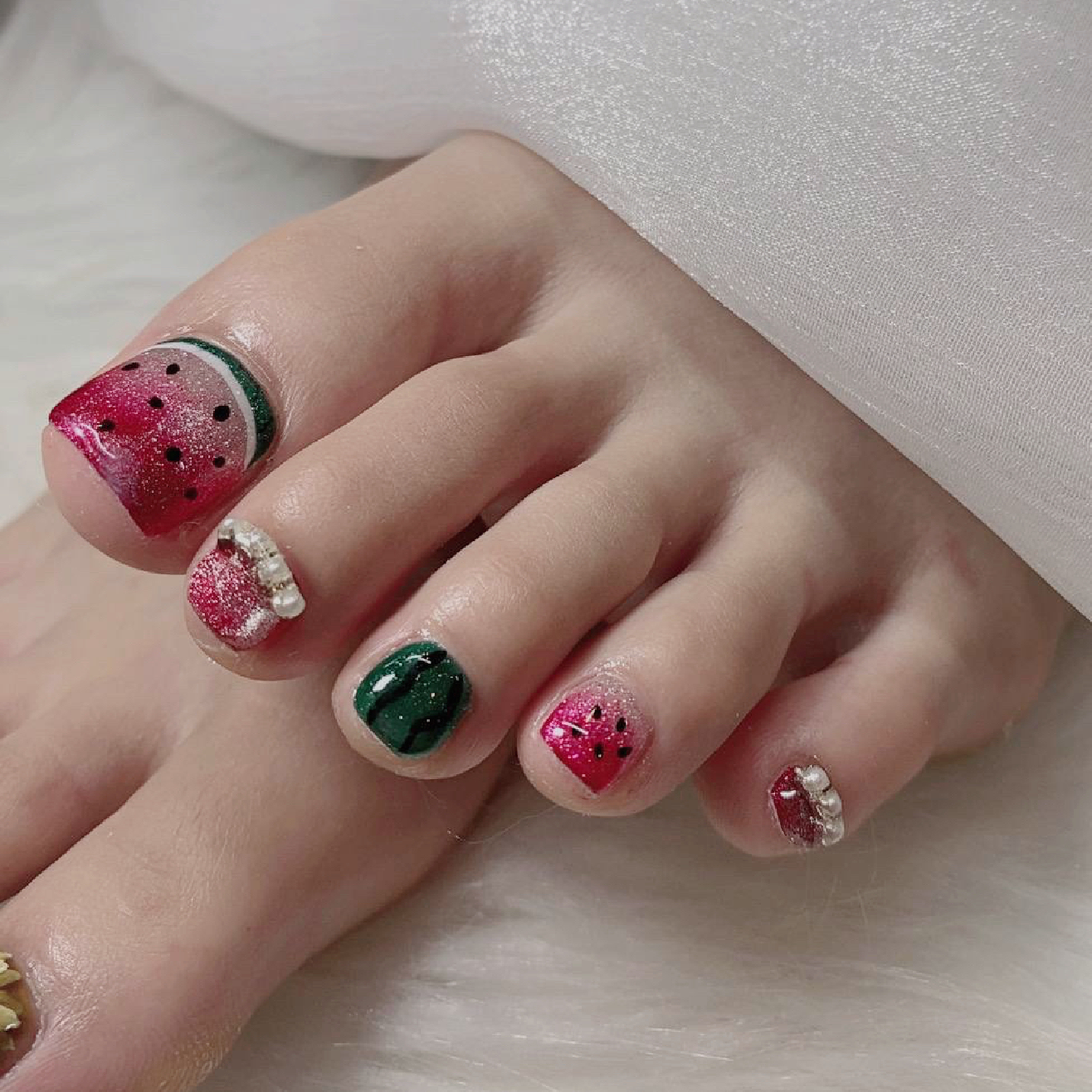 フットやる放題、つけ放題( 持ち込みデザイン可能)¥8800