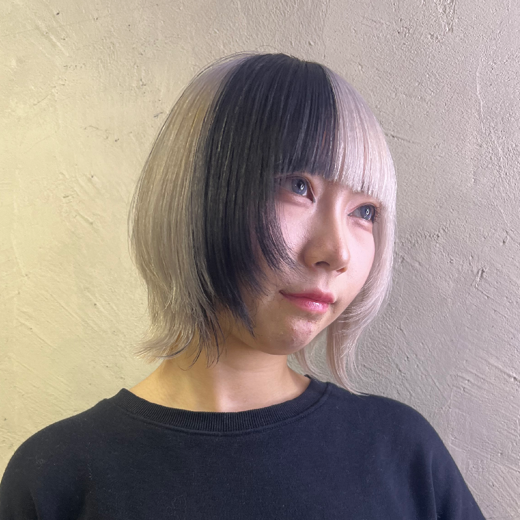 ✨️💜ケアブリーチ＋デザインカラー＋トリートメント💜✨️