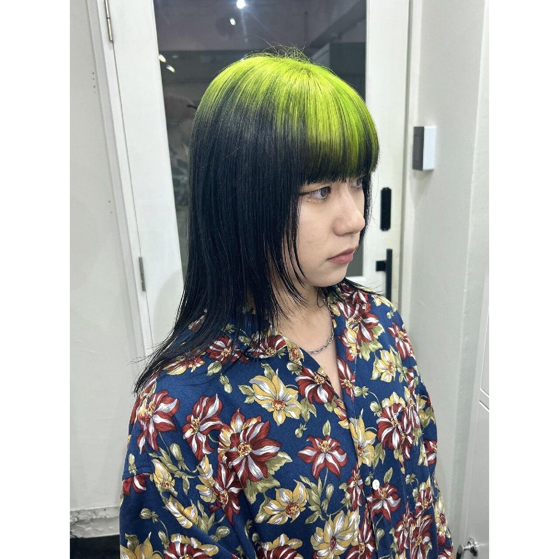 カット+デザインカラー（ブリーチ込み）+2stepトリートメント　￥18,400