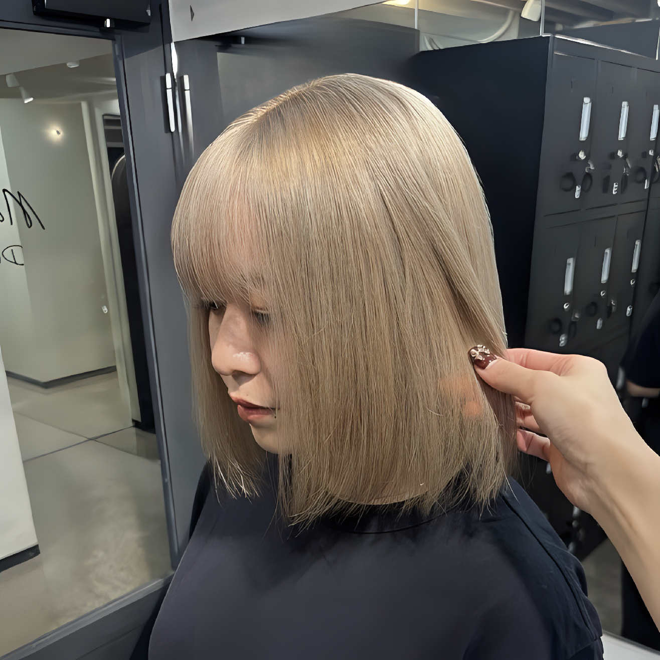 ✨傷ませないケアブリーチ✨+カラー+うる艶トリートメント付き