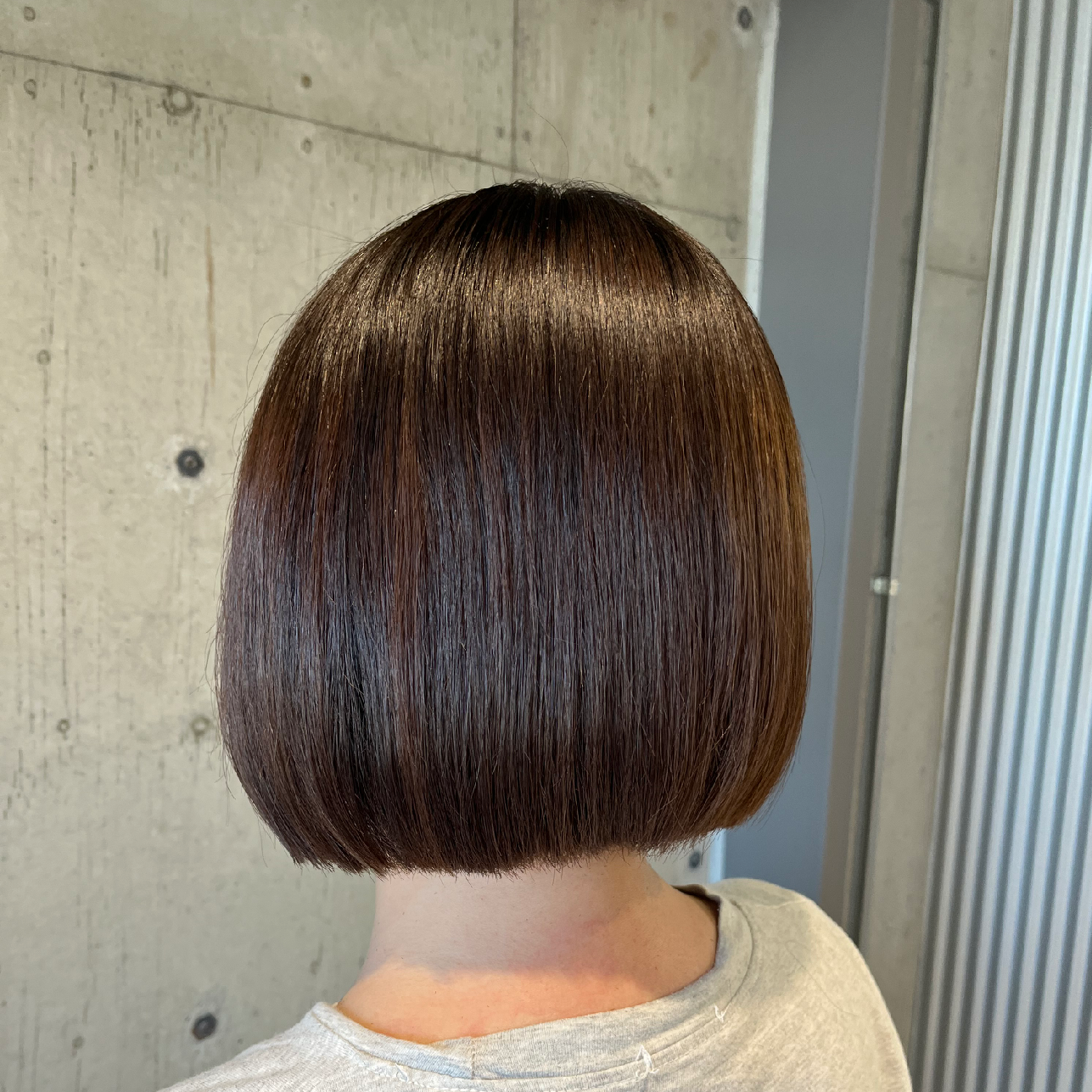 🌹広がりが気になるうねり撃退！カット+縮毛矯正＋艶トリートメント🌹