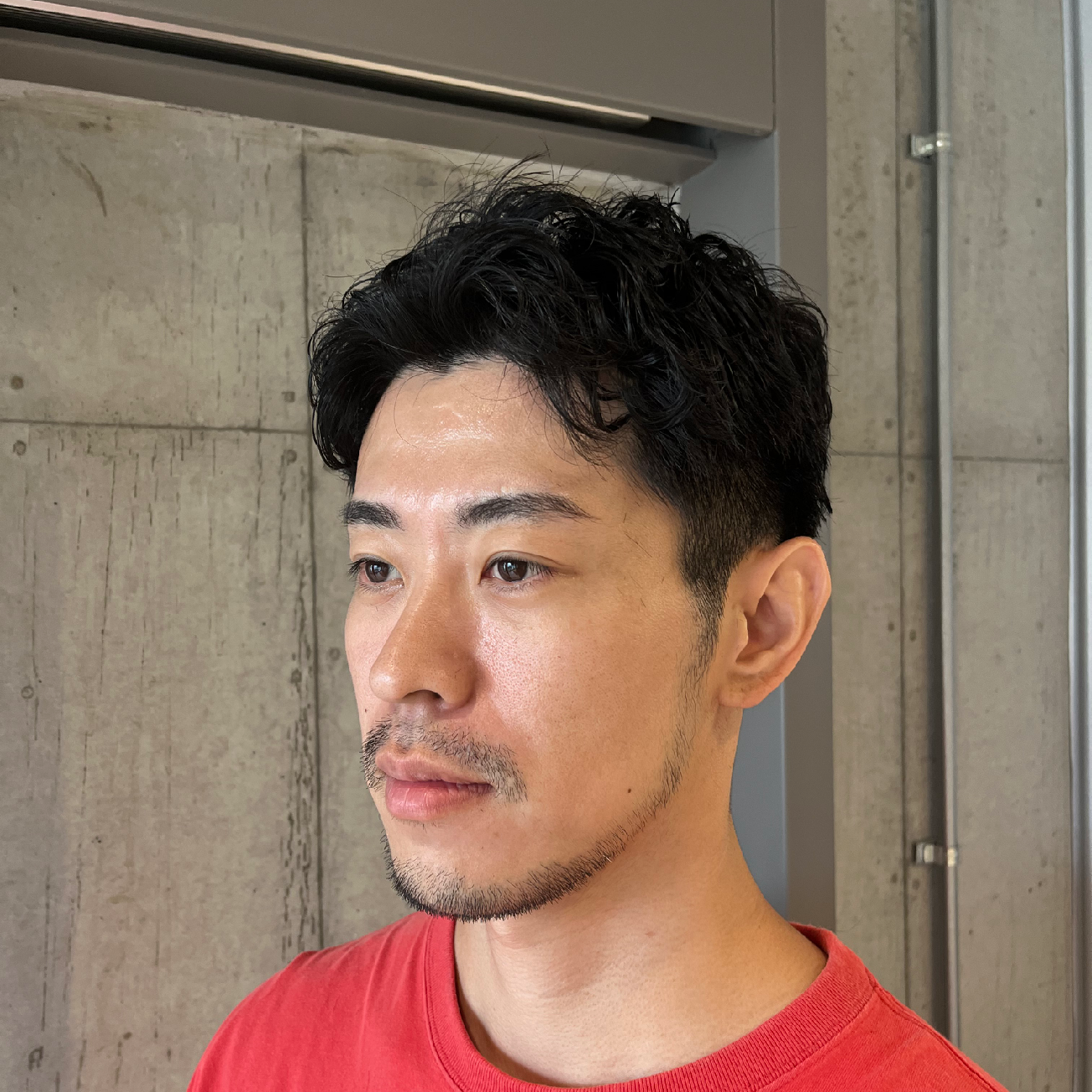💥メンズ限定　清潔感UPメンズカット＋パーマ＋艶トリートメント