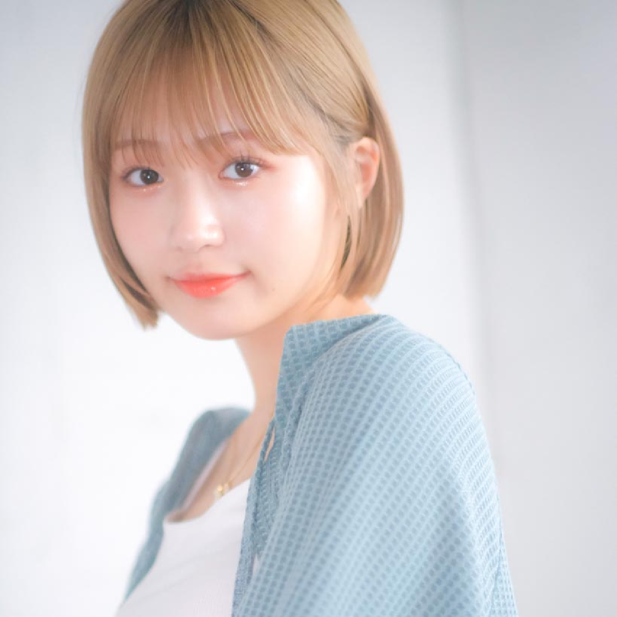 【新規限定/学生限定】似合わせカット +透明感カラー + トリートメント
