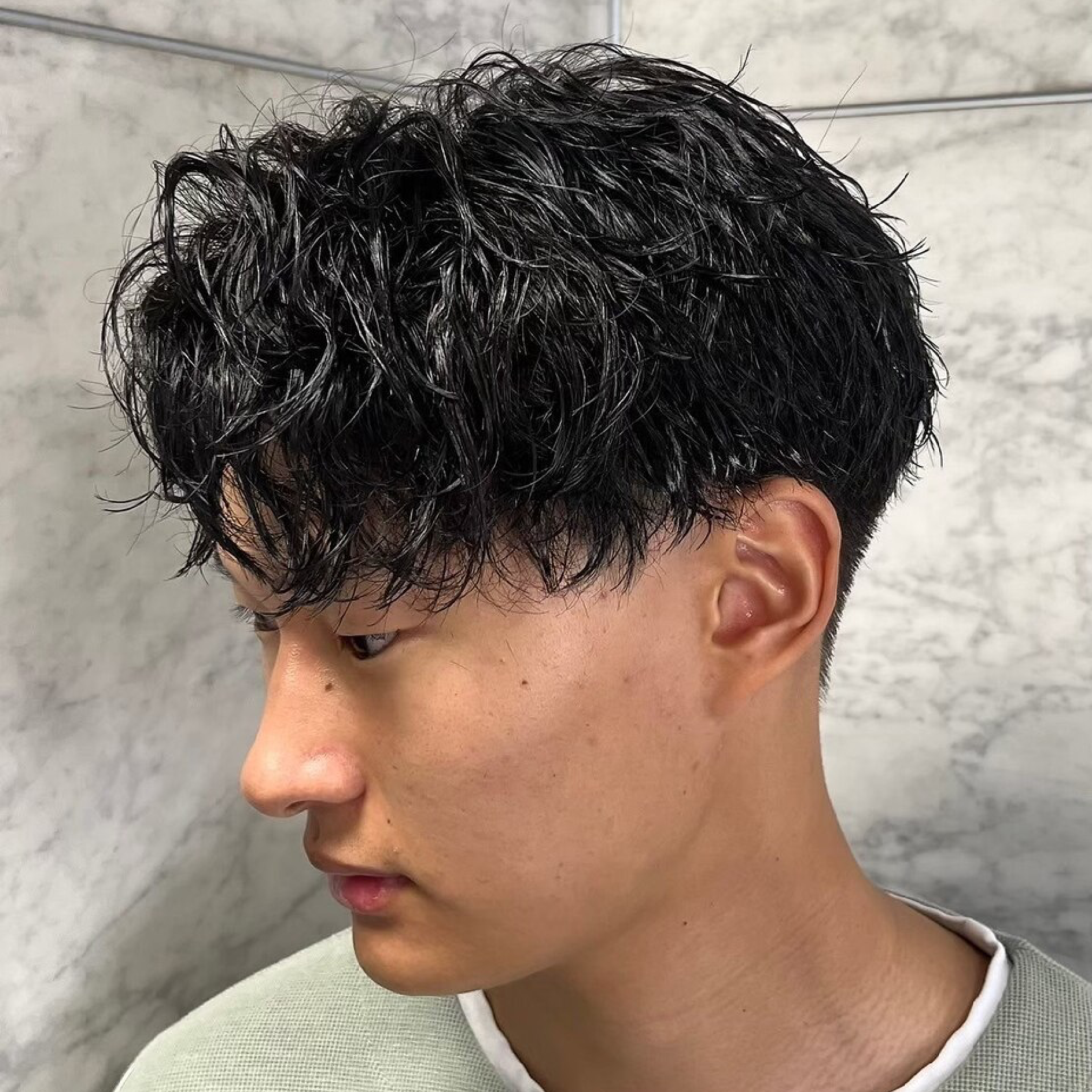 メンズカット+ツイスト or スパイラルパーマ　¥10000