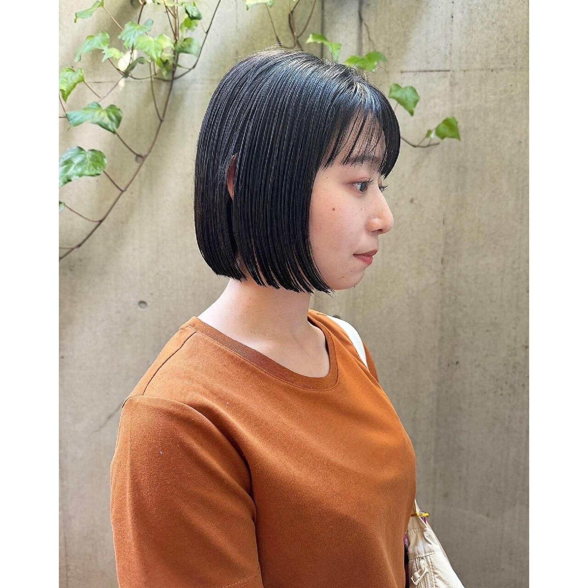 【癖や広がりの悩み解決！】カット+地毛風ストレートパーマ＋VEENAケア