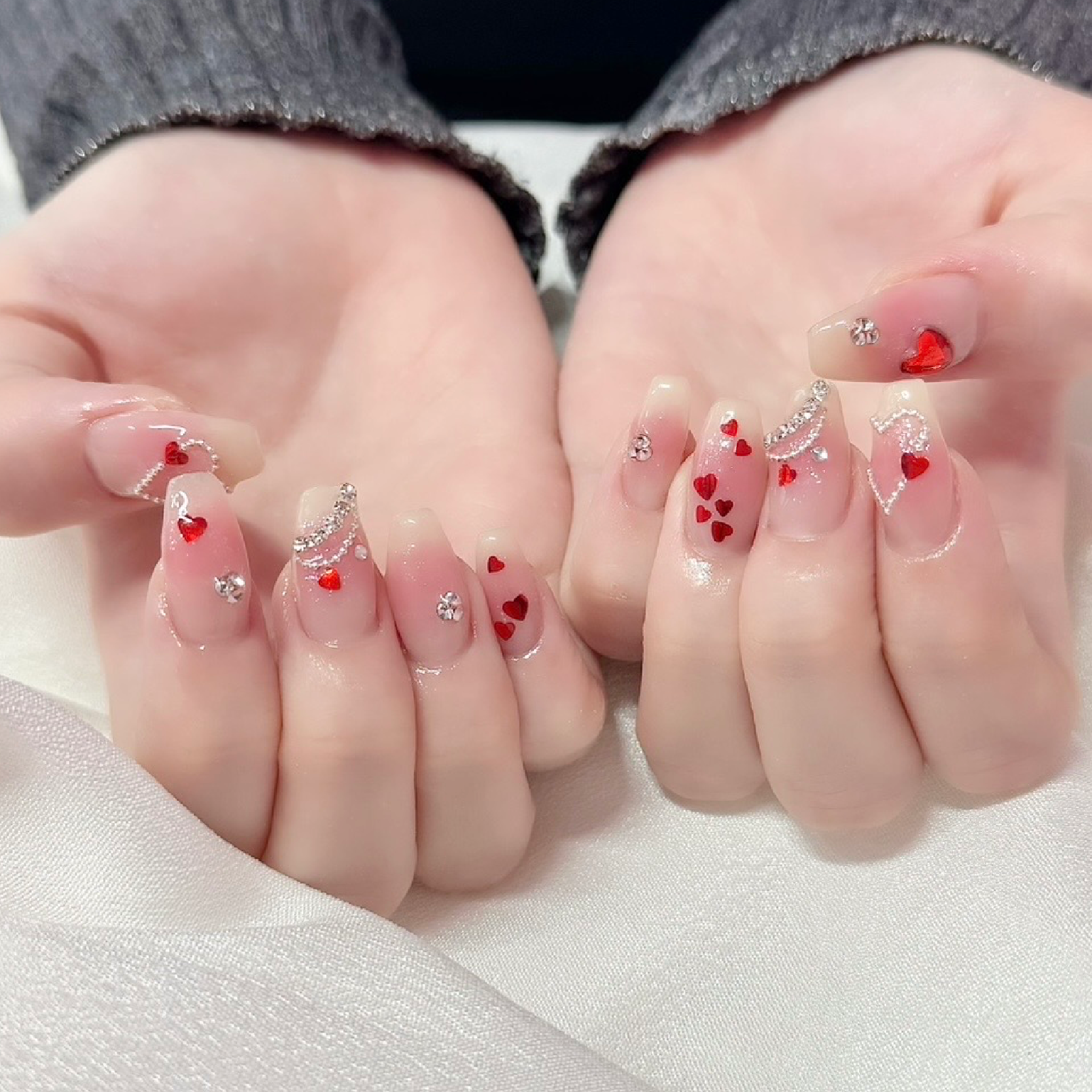 ちゅるん春ネイル🌸チークネイル💞