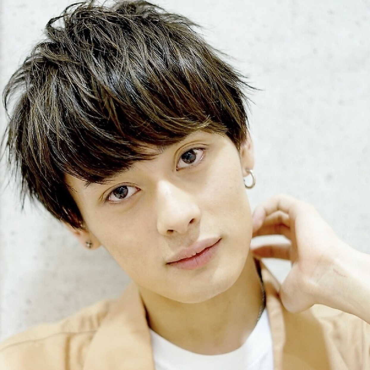 【新規/男性にオススメ】骨格矯正カット+シャンプー+眉カット￥5500