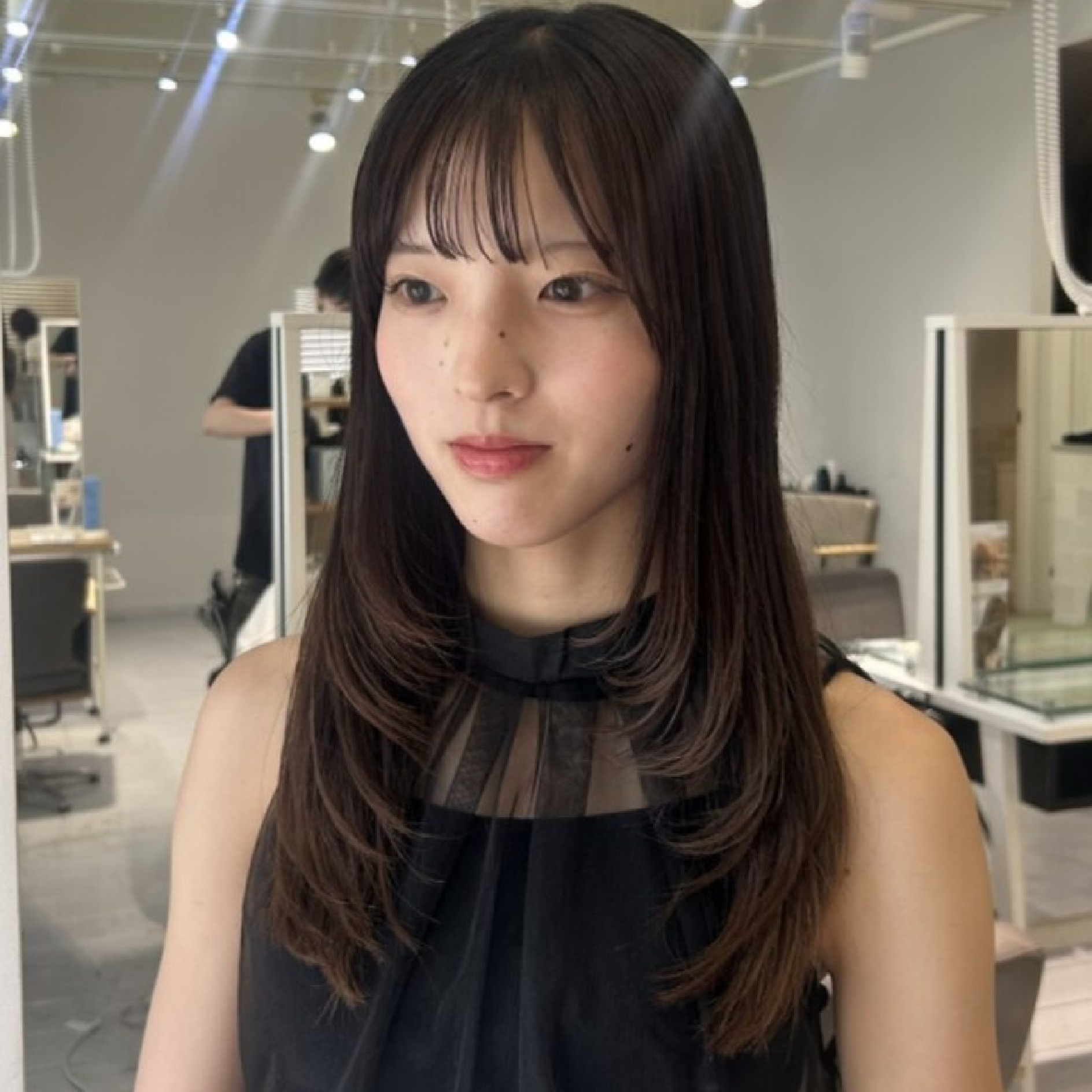 【韓国レイヤーカット♪】　カット+内部修復ケラチントリートメント　￥7700