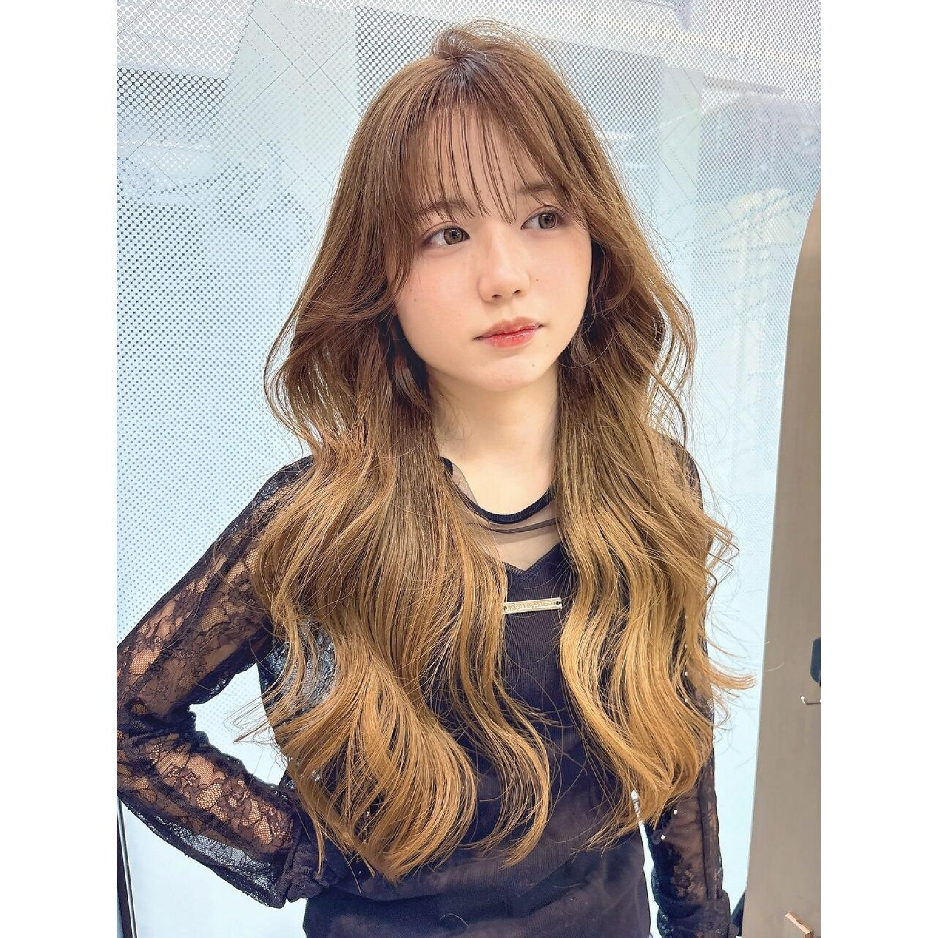【向井限定クーポン】美髪ストレート(ブリーチ毛)＋カット＋ケアカラー +TR
