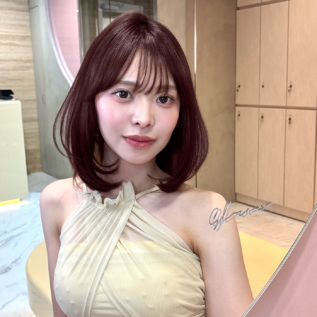 【平日限定】カット✂️＋ブリーチなしダブルカラー🎨＋うる艶ナノスチームトリート