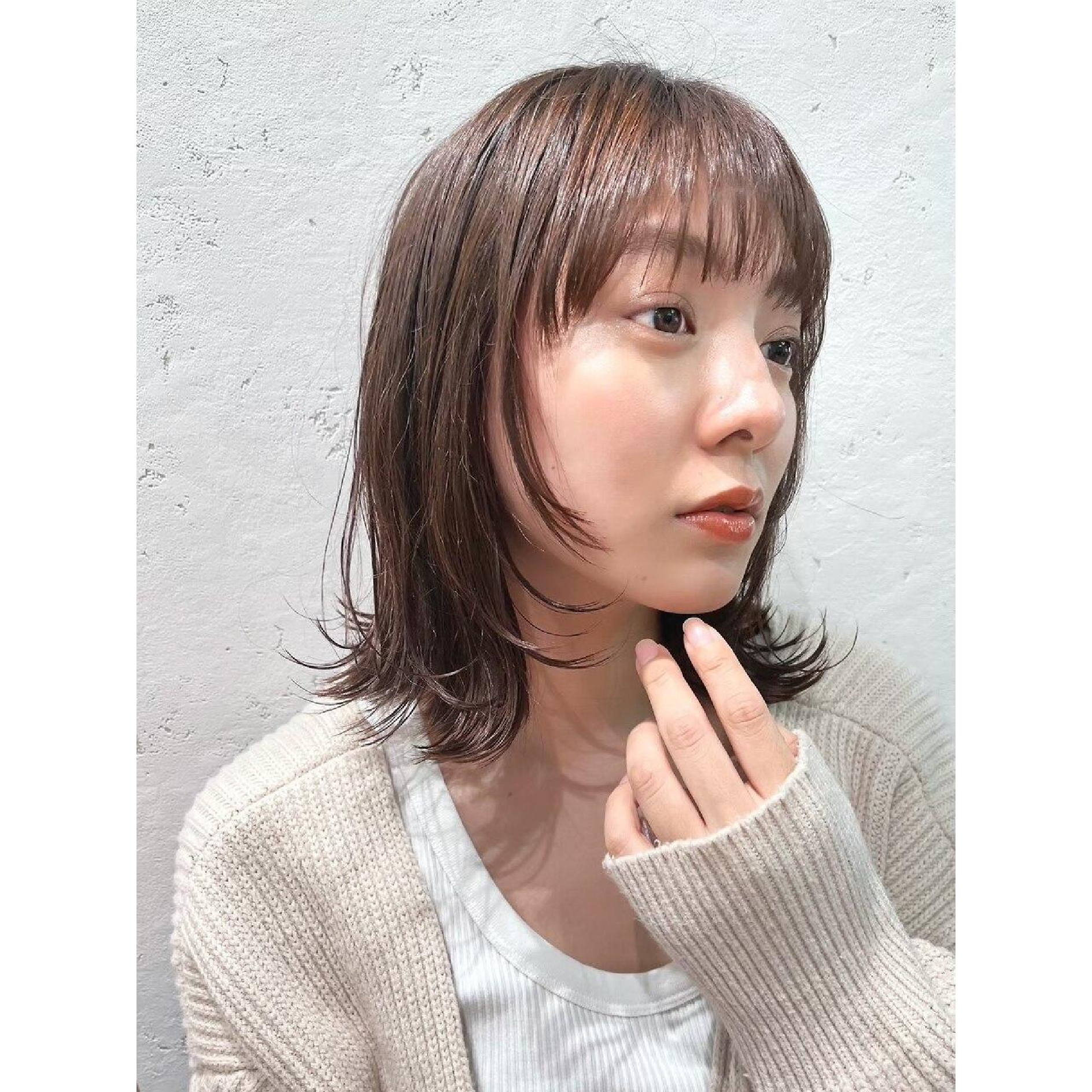 [女性のお悩みNo1]カット+前髪縮毛矯正+1STEPトリ-トメント￥9300/