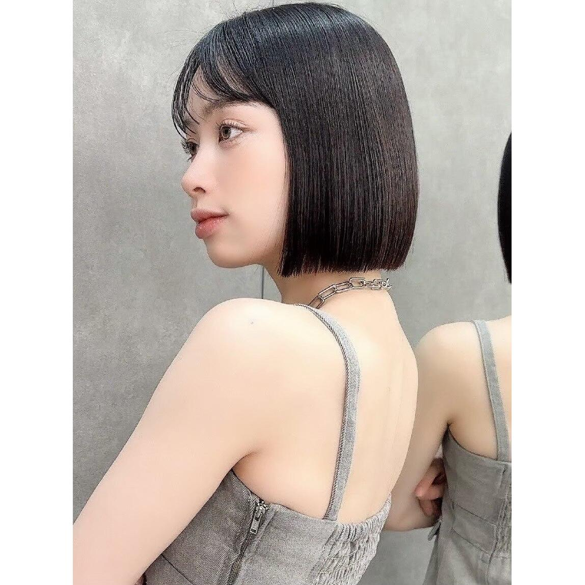 カット+縮毛矯正+カラー+1STEPトリートメント(￥33000-→￥20800