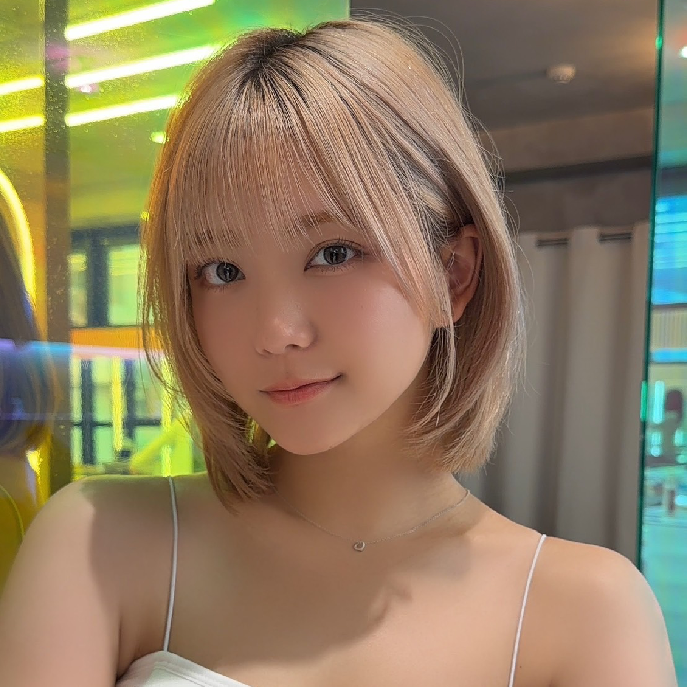 【ハイトーンにしたい方はこれ】ブリーチ2回＋カラー＋トリートメント