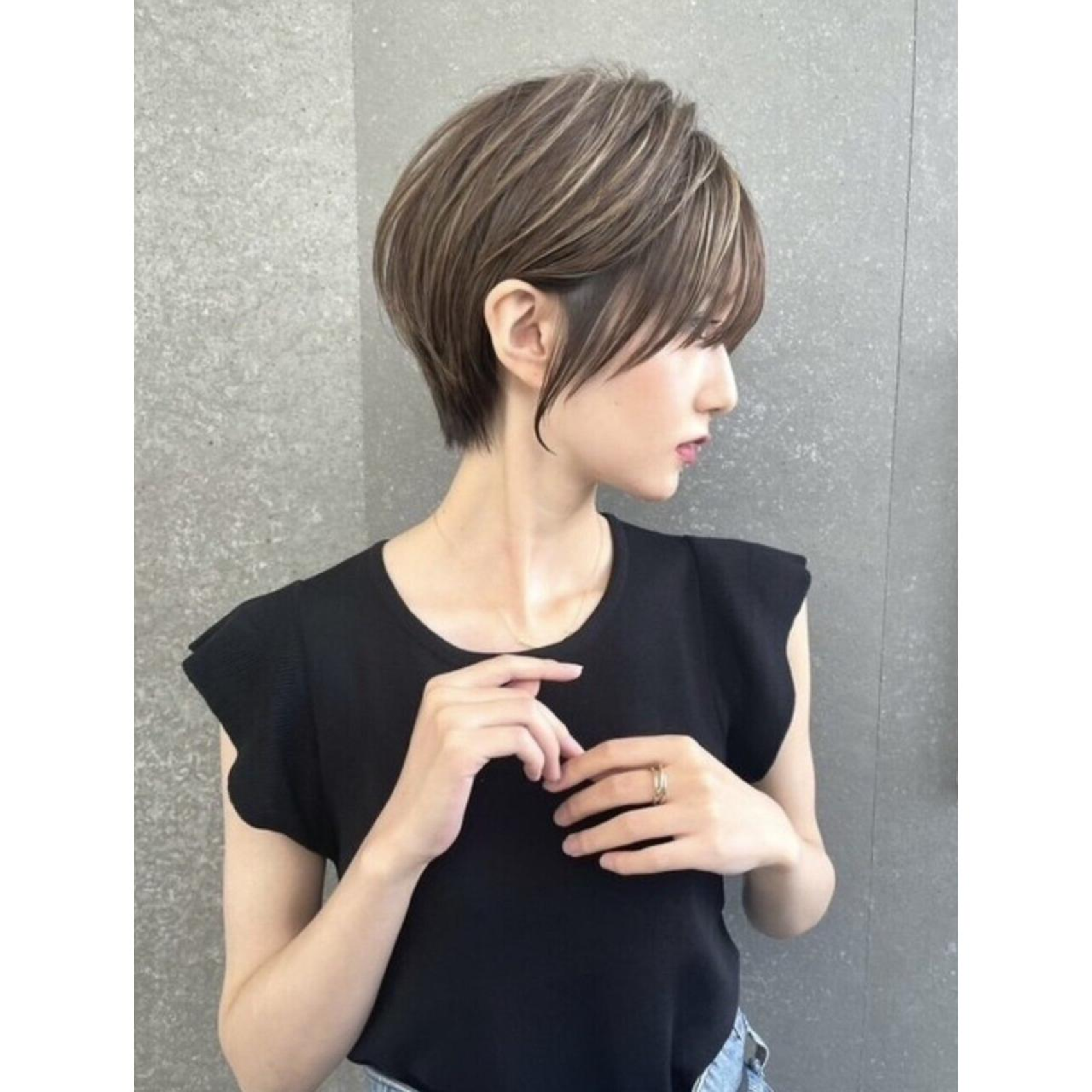 カット+白髪ぼかしハイライト＋最高級オイルカラー+トリートメント 23000円
