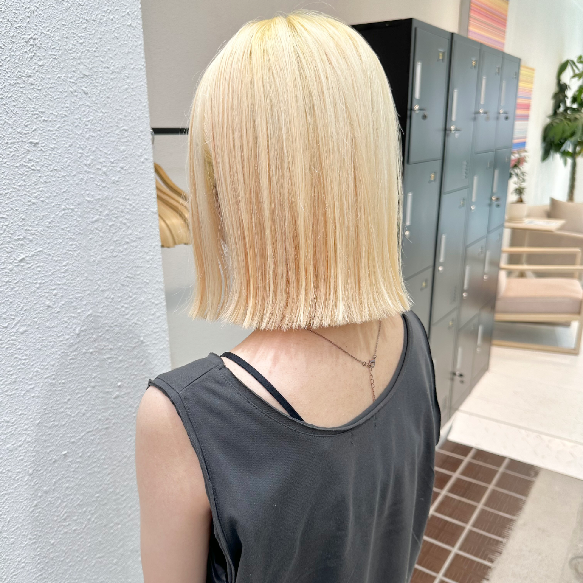 【ハイトーンのメンテナンスに☆ケアブリーチ使用】リタッチブリーチ＋カラー