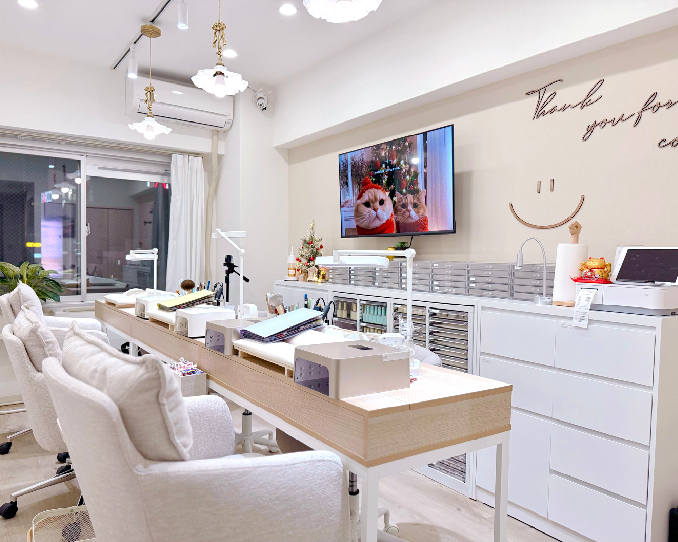 NAILS 168 池袋西口駅前店
