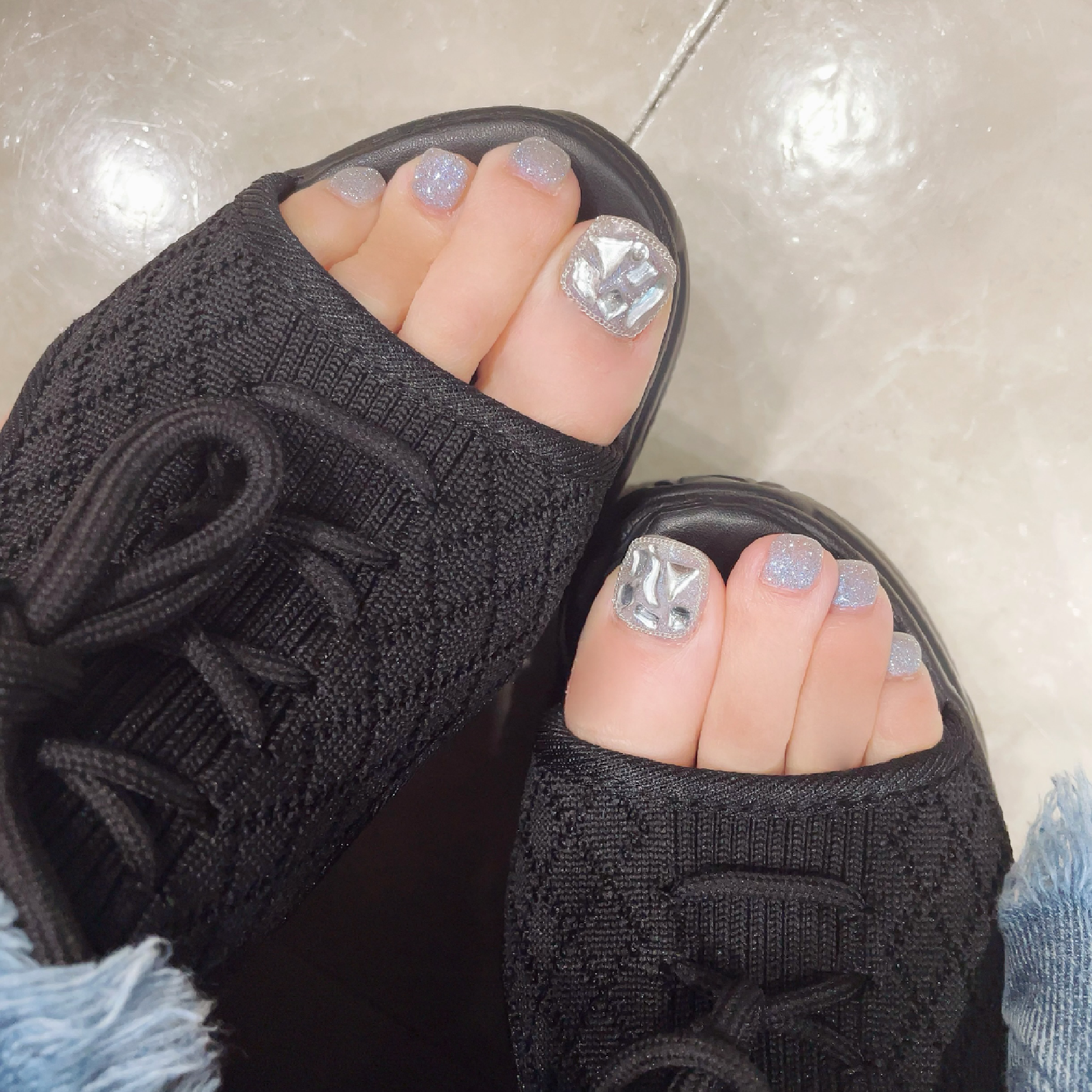 デザインフットネイル　ショート足裏角質付