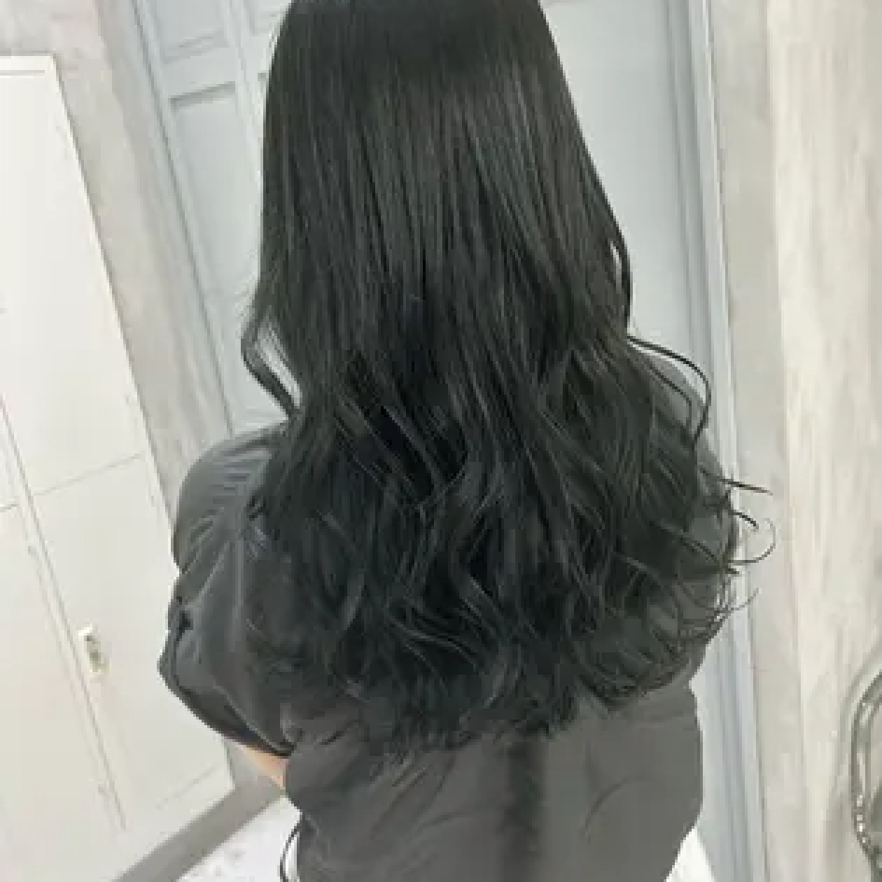 当日限定💫💚顔周りカット+艶カラー+3step トリートメント